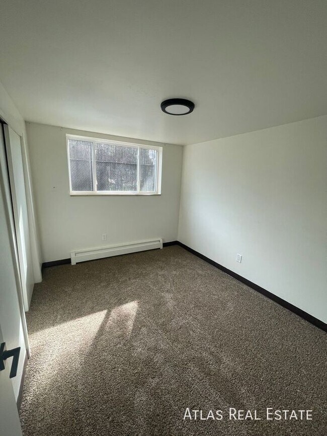 Building Photo - 6035 W 39th Ave
