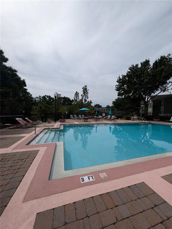 Building Photo - 2077 Dixie Belle Dr