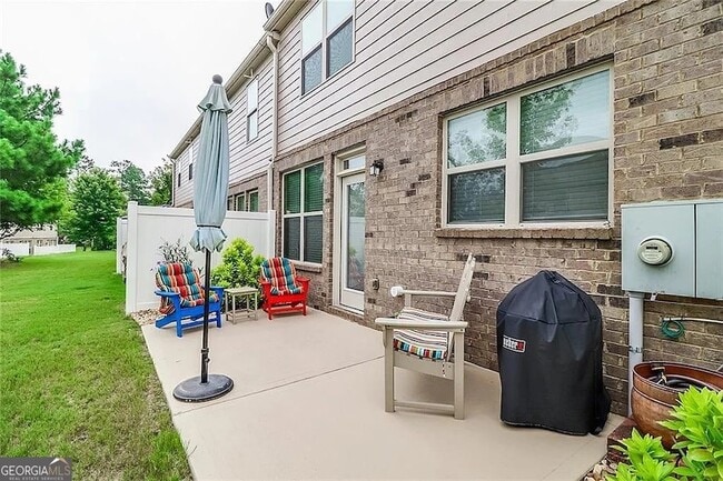 Building Photo - 2344 Attewood Dr