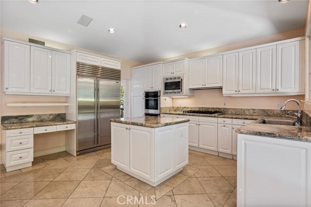 Building Photo - 408 Pso Miramar