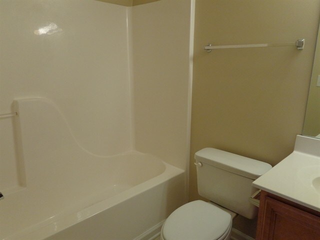 Building Photo - 1669 St Andrews Dr