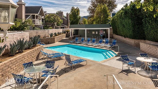 Building Photo - 1830 Rory Ln