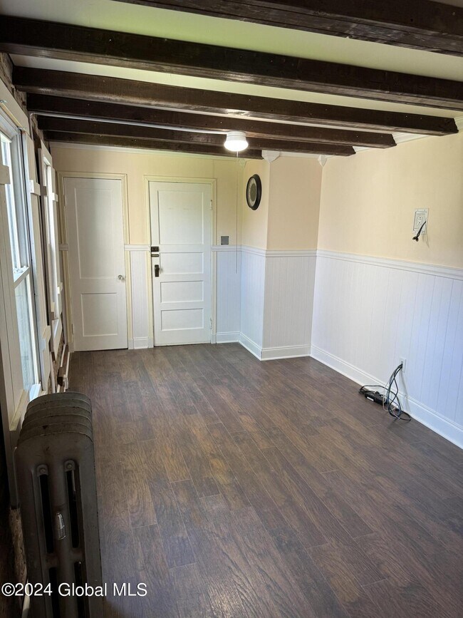 Building Photo - 20 Jay St