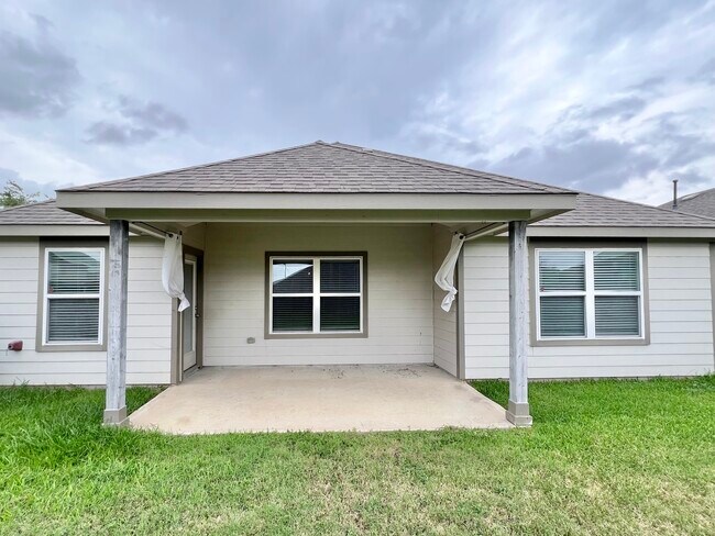 Building Photo - 23231 Twilight Oaks Ct