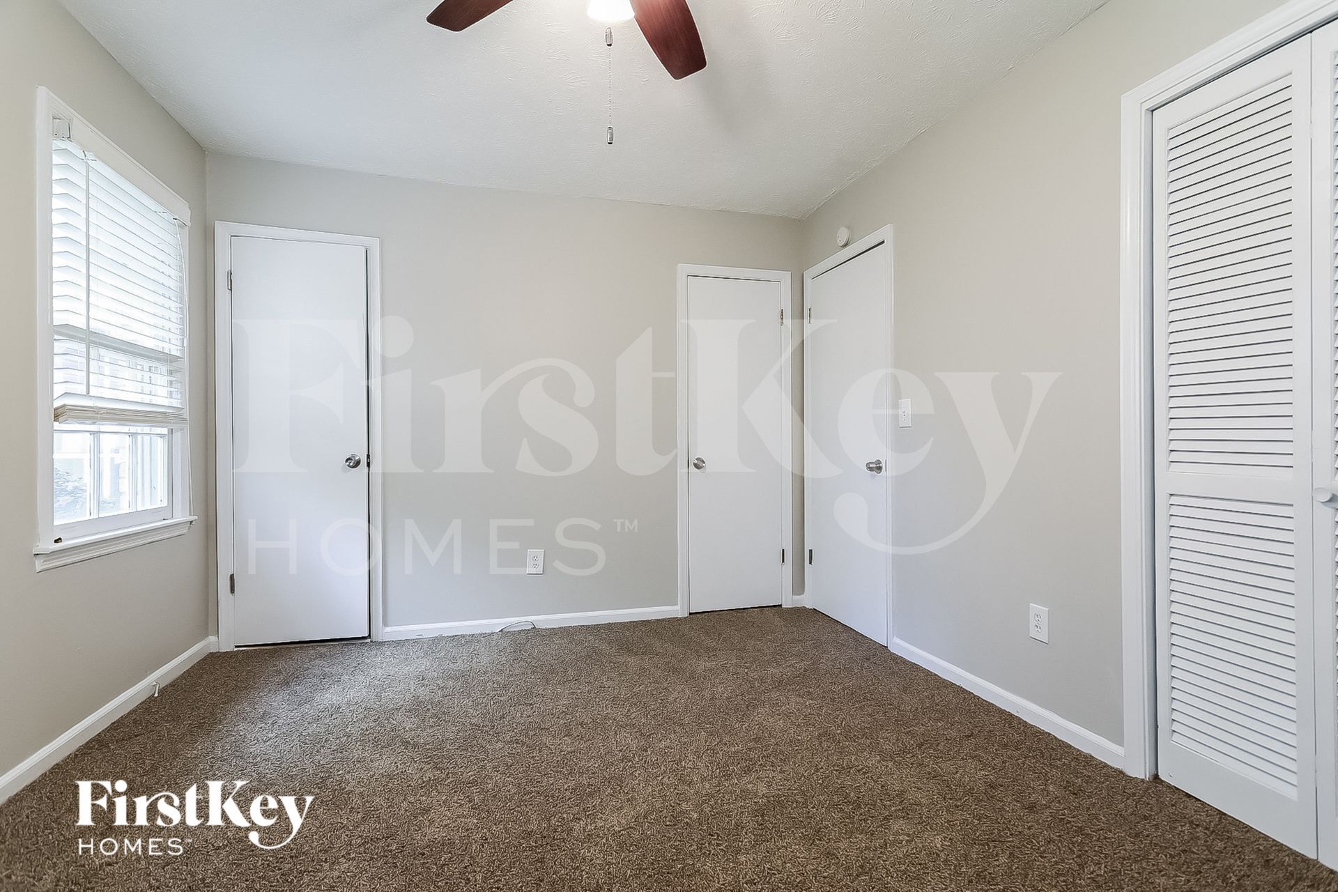 Building Photo - 5551 Four Winds Dr SW