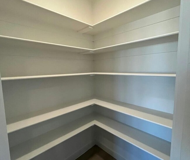 Building Photo - 7452 8th St