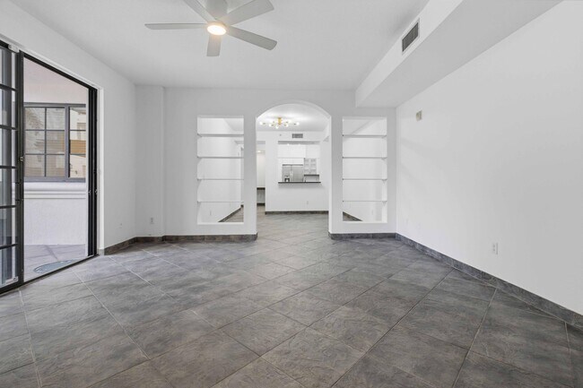 Building Photo - 233 S Federal Hwy