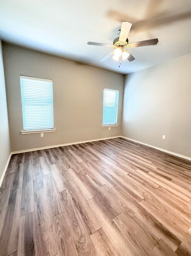 Building Photo - 1217 Preston Trails