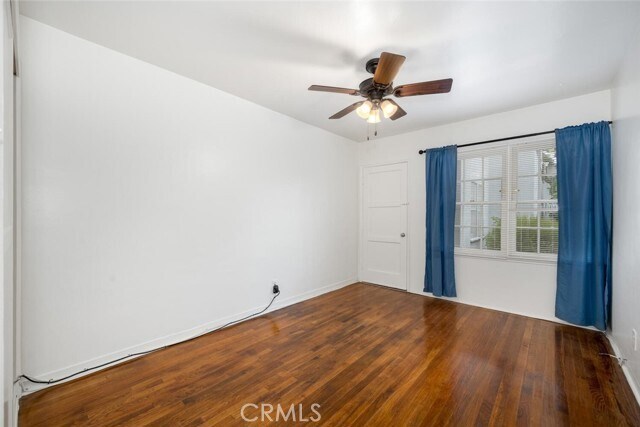 Building Photo - 814 E Carson St