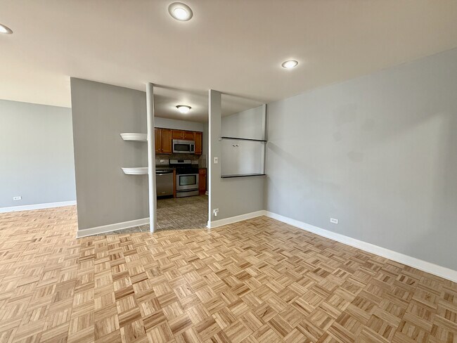 Building Photo - 1550 Sandpebble Dr
