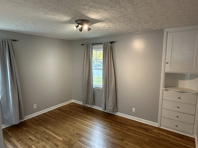 Building Photo - 10421 E Springfield Ave