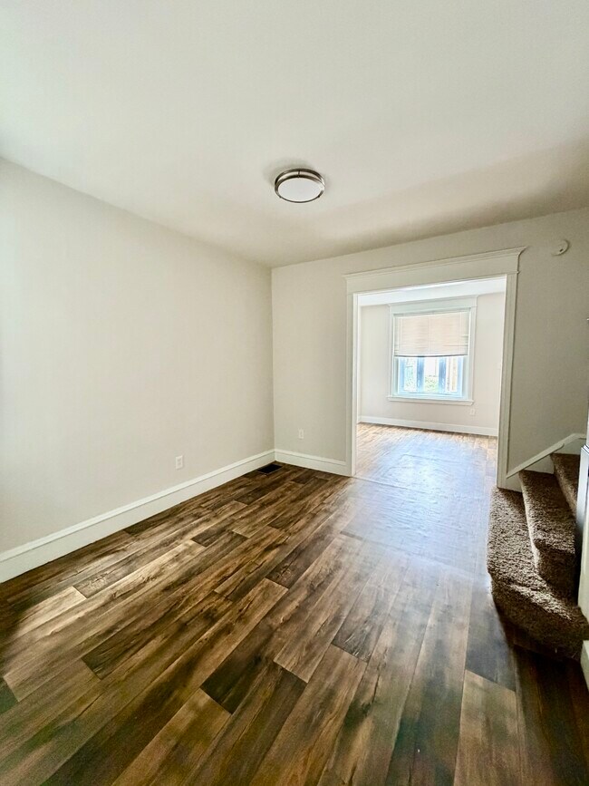 Building Photo - 2060 E Lippincott St