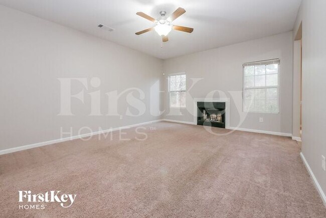 Building Photo - 5052 Pioneer Pkwy