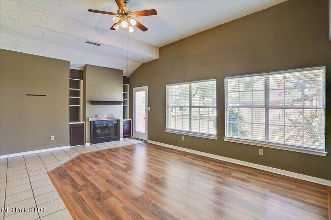 Building Photo - 607 Harbor Ridge Dr