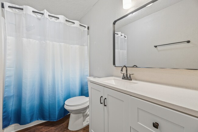 Building Photo - 14310 Sun Harbor Dr