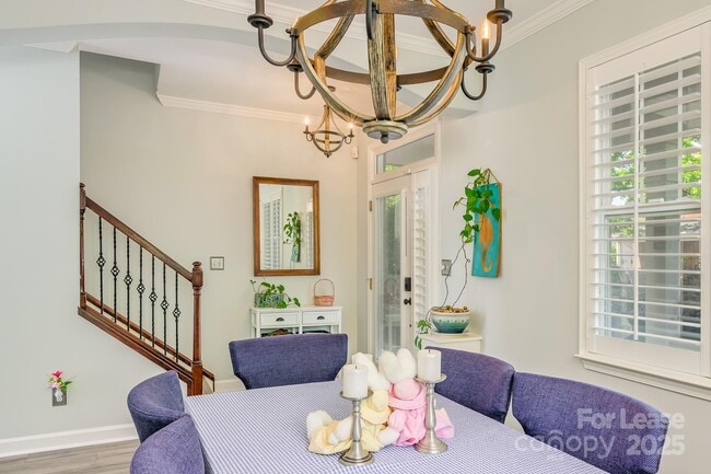 Building Photo - 18524 Mizzenmast Ave