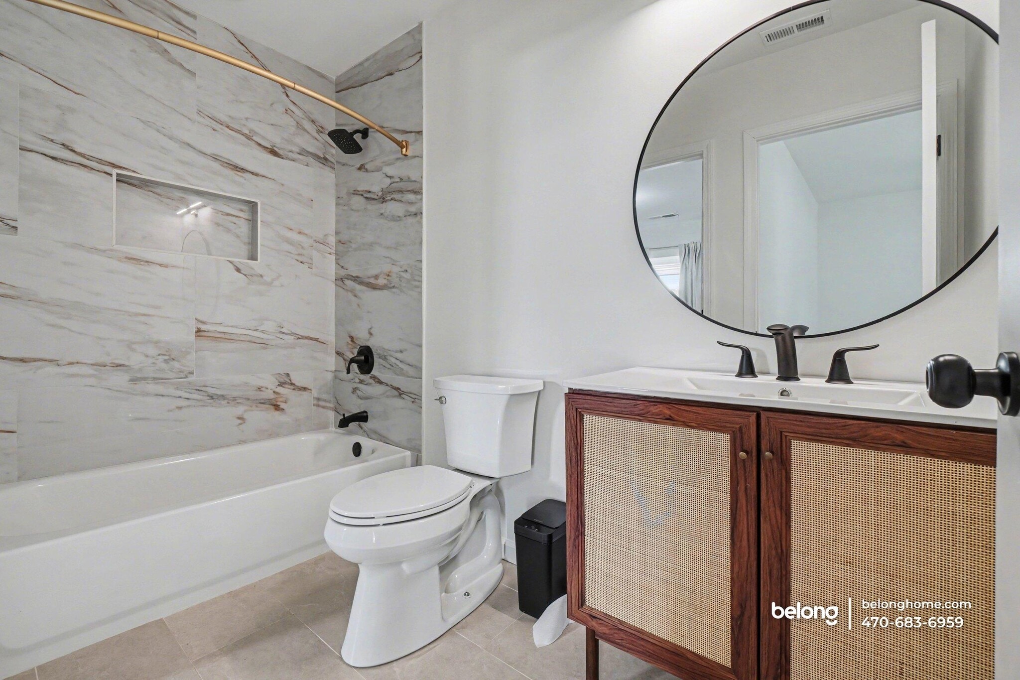 Building Photo - 1017 Sparks St SW