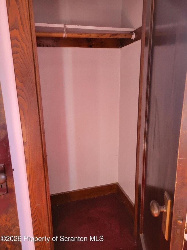 Building Photo - 34 Barney St