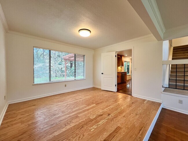 Building Photo - Charming 4 Bedroom Browns Valley Napa Home