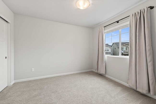 Building Photo - Beautiful 4-Bedroom Camas Home on Quiet Cul-de-Sac | Built in 2020 | Private Backyard