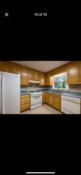 Building Photo - 3561 Montreal Way