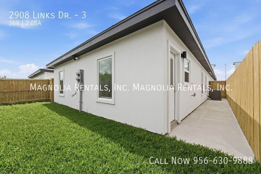 Building Photo - 2908 S Links Dr