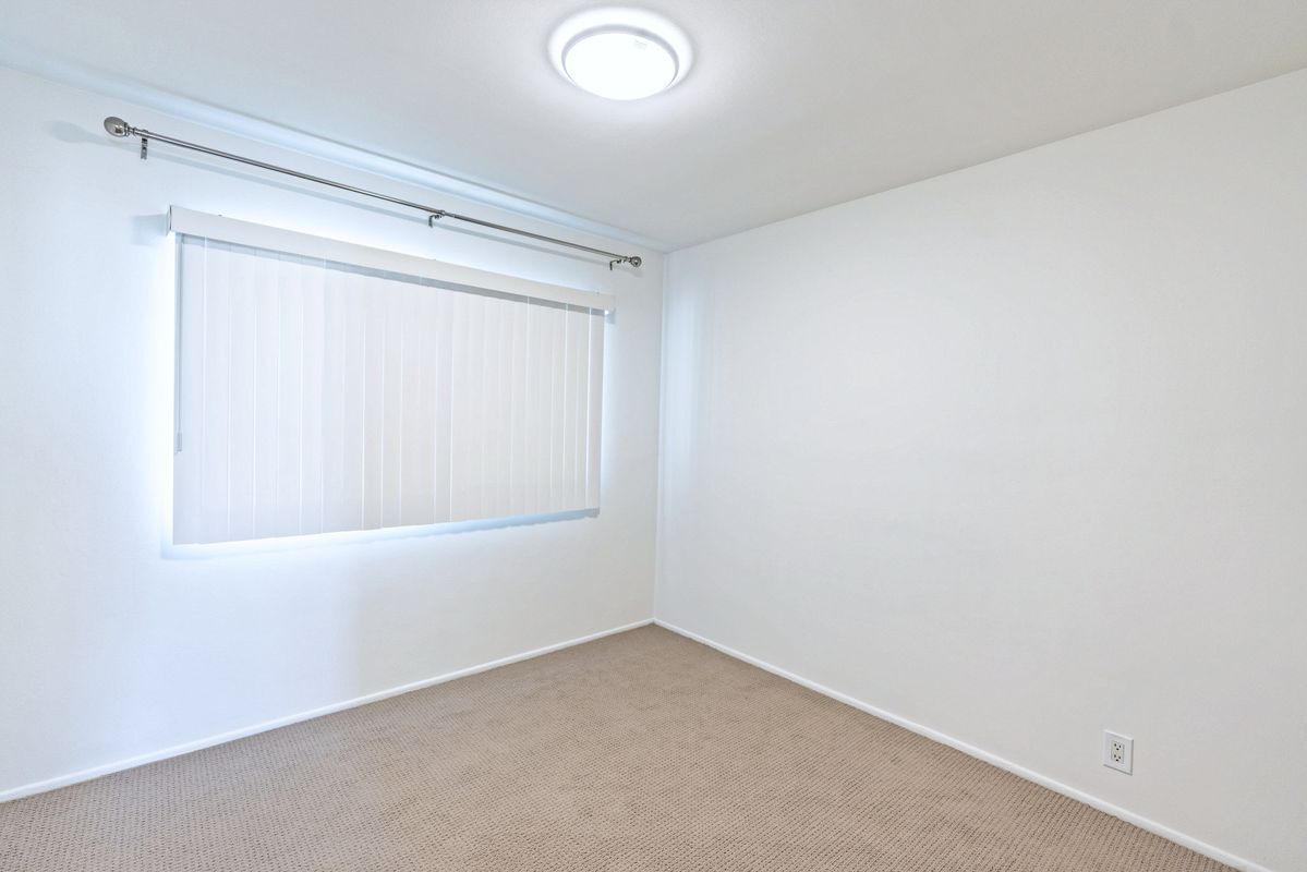 Building Photo - 1801 Fair Oaks Ave