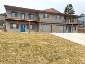 Building Photo - 3249 Cabernet Dr