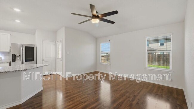 Building Photo - 221 Tule Canyons