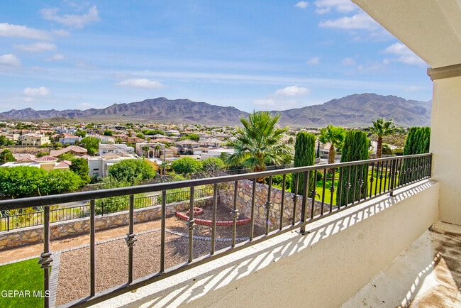 Building Photo - 6489 Calle Placido Dr