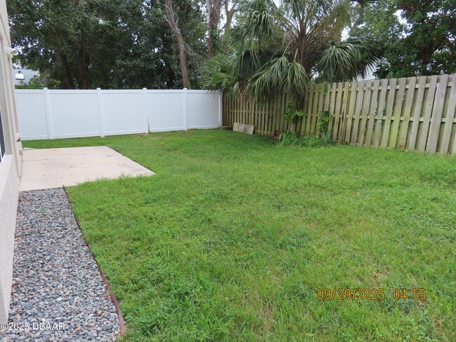 Building Photo - 1320 N Beach St