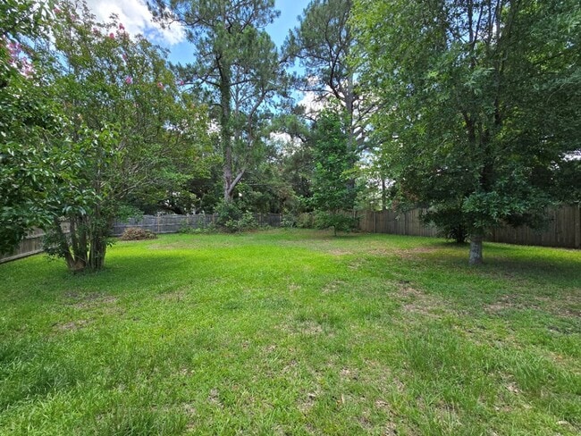 Building Photo - 1833 Talisker Dr
