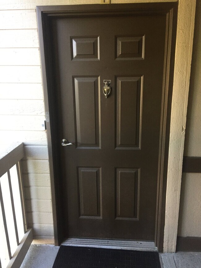 Building Photo - Two Bedroom/2 Bath DTC Condo for Rent-Ligh...