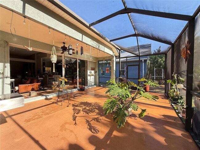 Building Photo - 10703 Banfield Dr