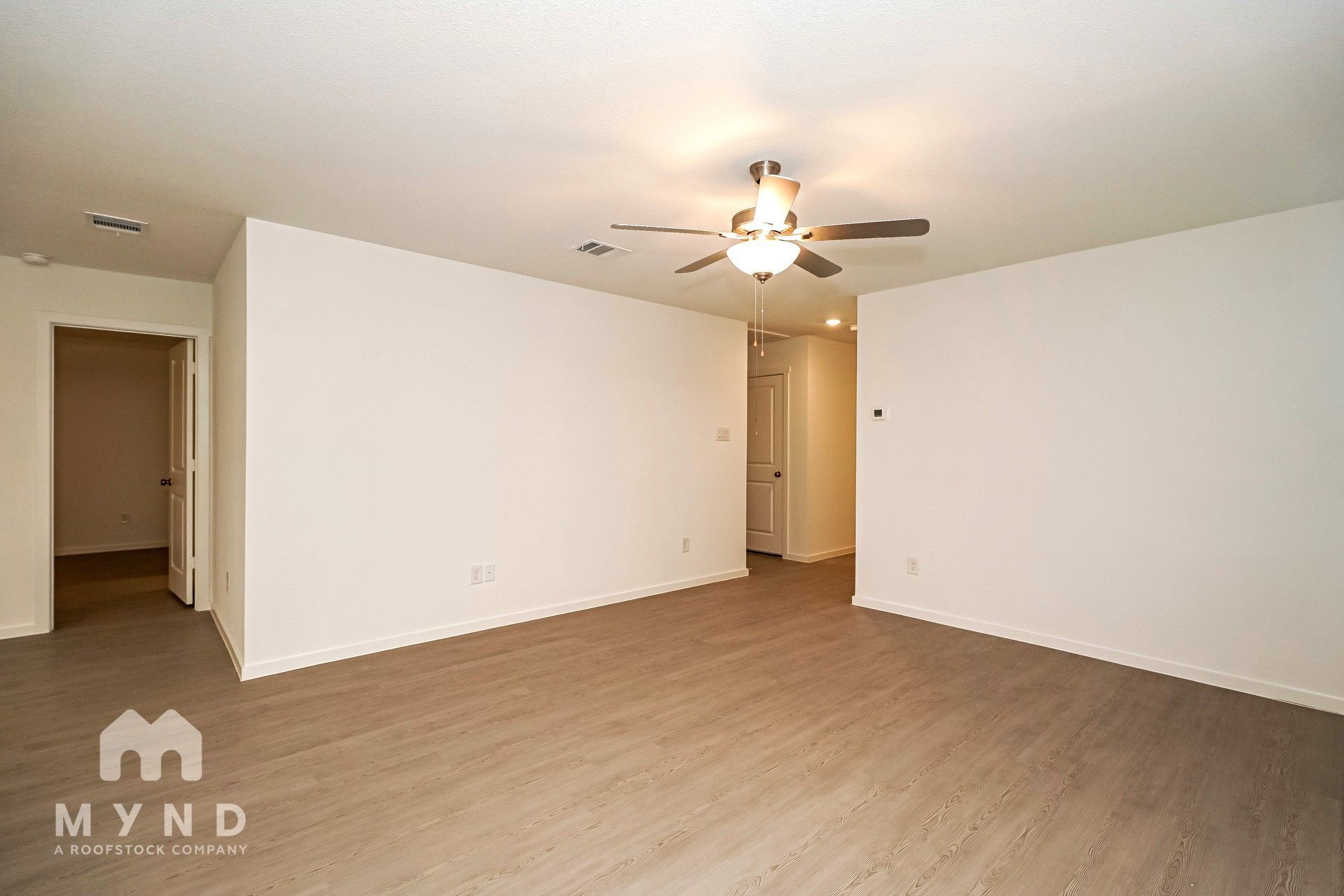 Building Photo - 2656 Mistwood Dr
