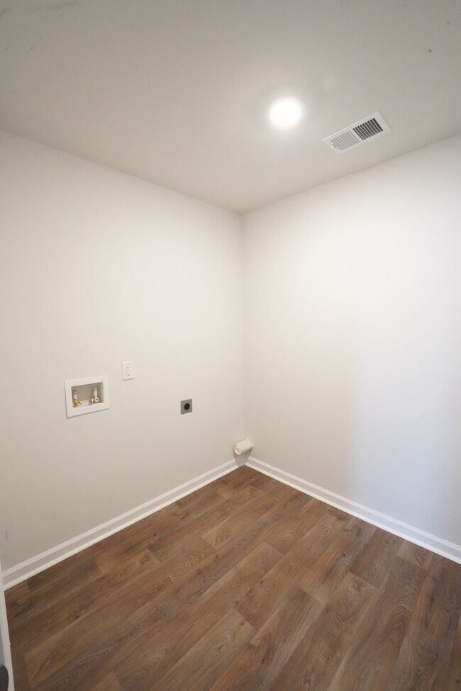 Building Photo - Coming Available!