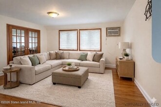 Building Photo - 298 Pacific Ave