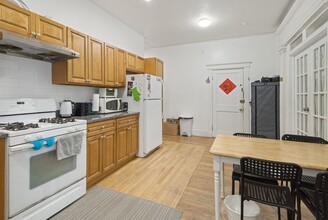 Building Photo - 1258 Commonwealth Ave