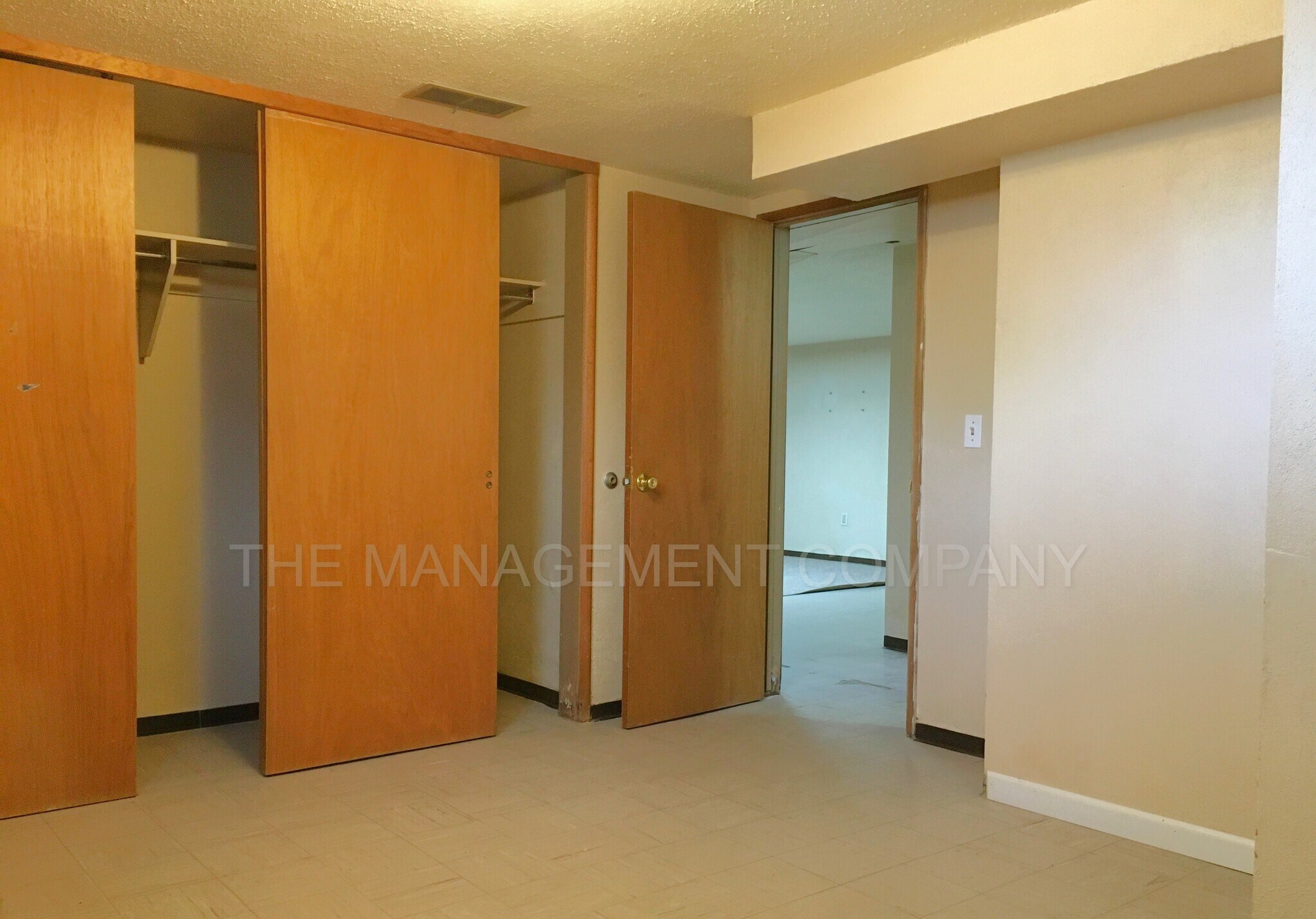 Building Photo - 230 Richardson Dr