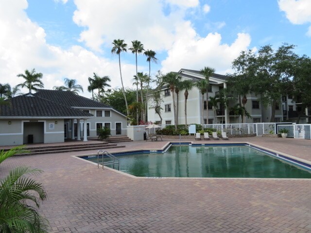 Building Photo - Great unit in Coral Springs