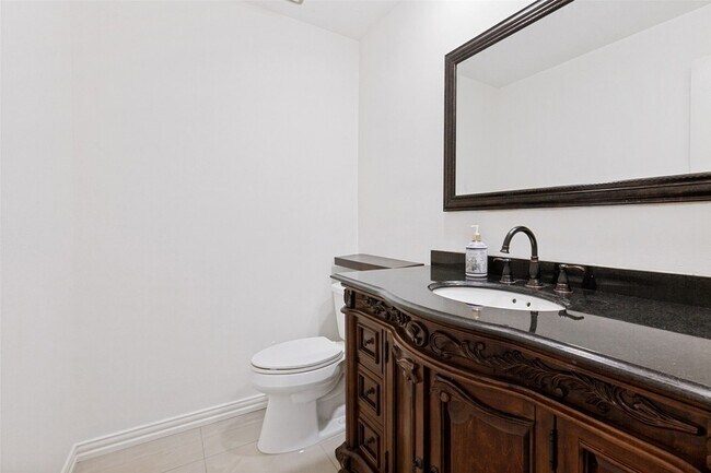 Building Photo - 5100 Verde Valley Ln