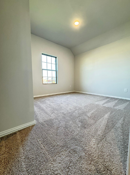 Building Photo - 3300 Kingdom Dr