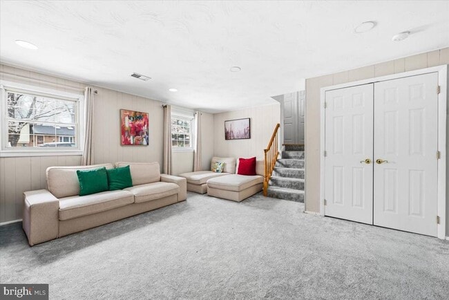 Building Photo - 903 Leverton Rd