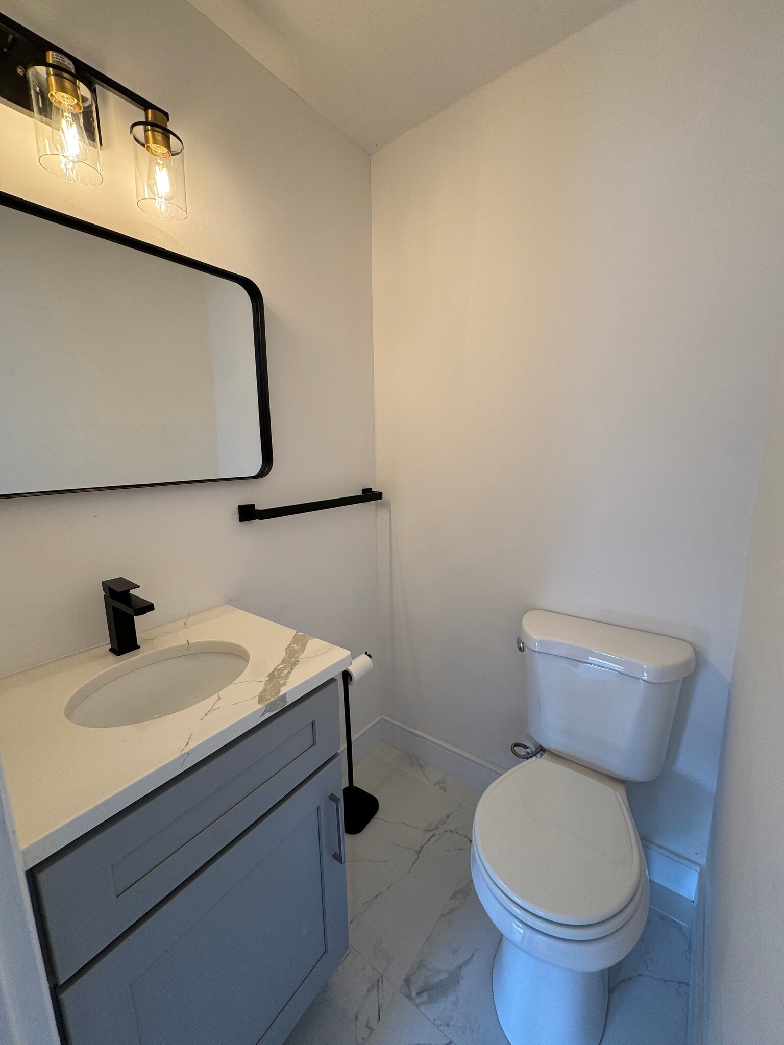 Building Photo - 15704 17th Rd