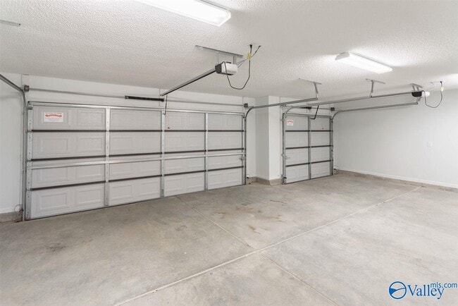 Building Photo - 276 Fenrose Dr