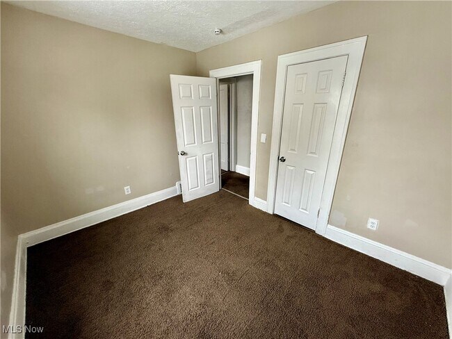 Building Photo - 13512 Edgewood Ave