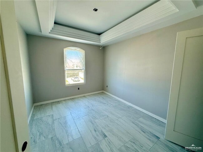 Building Photo - 17 Corales St