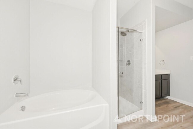 Building Photo - 5 BR/2.5BA | Updated Single Family Home | 2-Car Garage Parking | In Venus!
