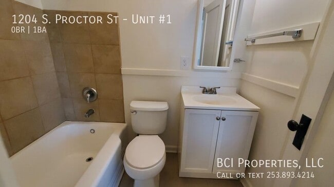 Building Photo - 1204 S Proctor St