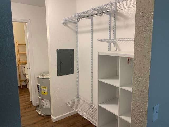 closet - 1668 Brownstone Blvd